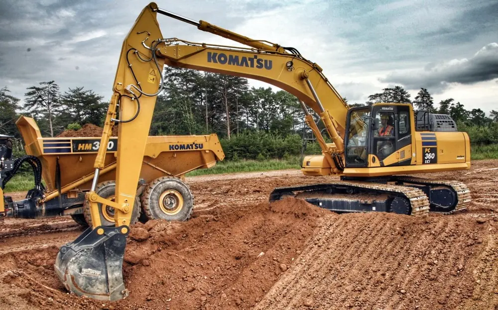 Komatsu PC360LCi-11 thumbnail 2