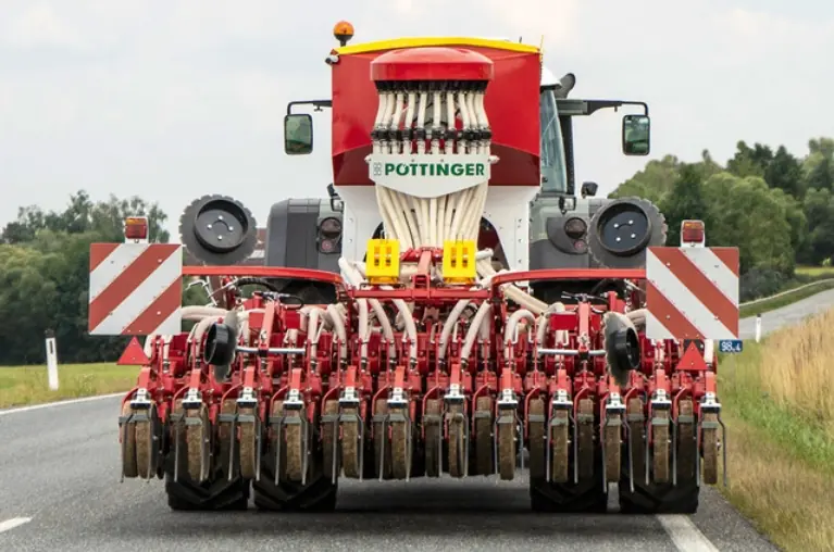 Pöttinger Terrasem 4000 D