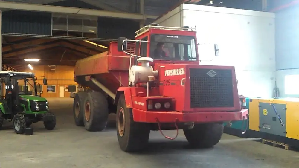 O&K D 25