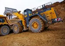 Bobcat Komatsu Wheel Loaders and Front End Loaders thumbnail 13