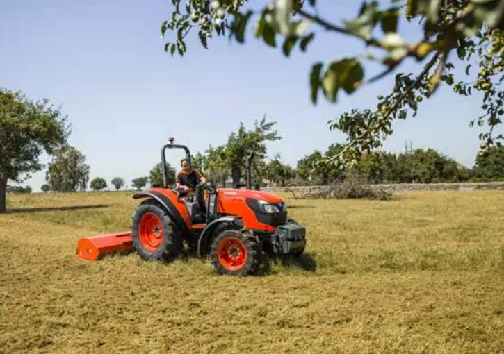 Kubota M4062 thumbnail 3