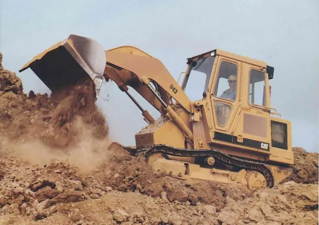 Caterpillar 943