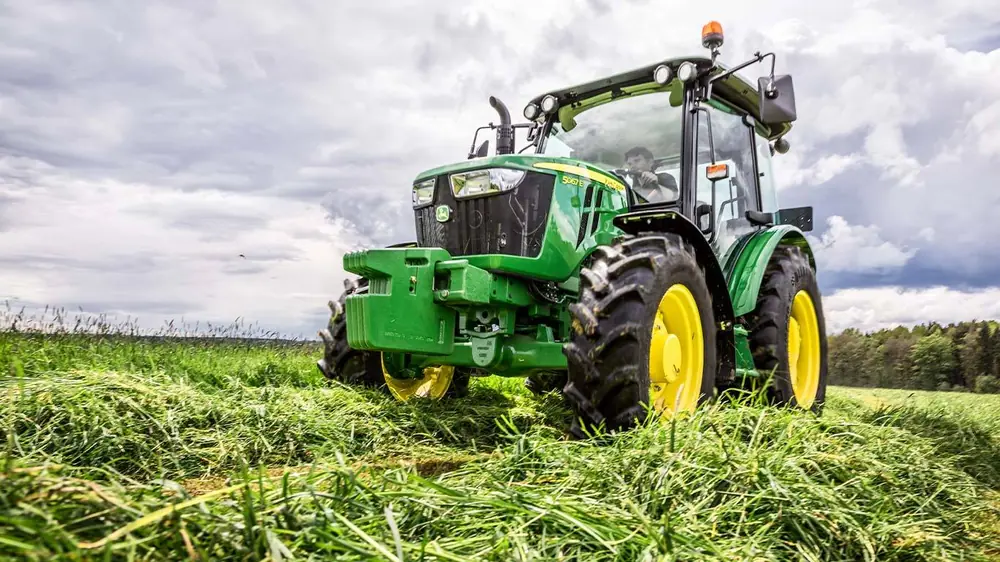 John Deere 5067E thumbnail 3