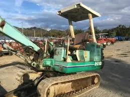 Hanix H 30 A