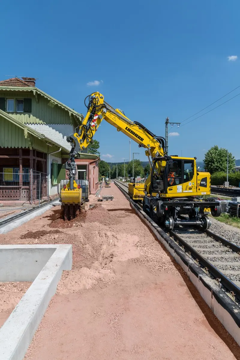 Liebherr A 922 Rail Litronic G6.0