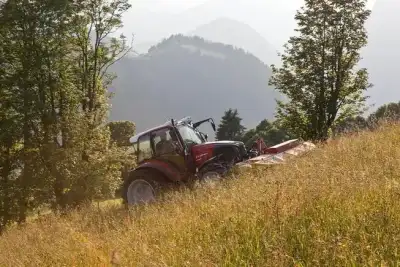 Lindner Geotrac 84 thumbnail 2