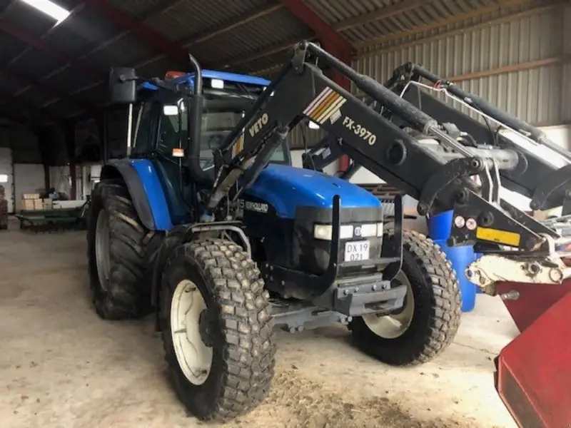 New Holland TM115