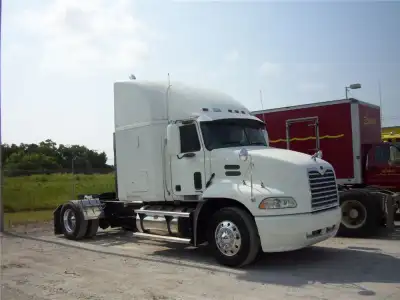 Mack VISION CA65 Conventional CXN602 AC-460P ASET 4x2 thumbnail 4