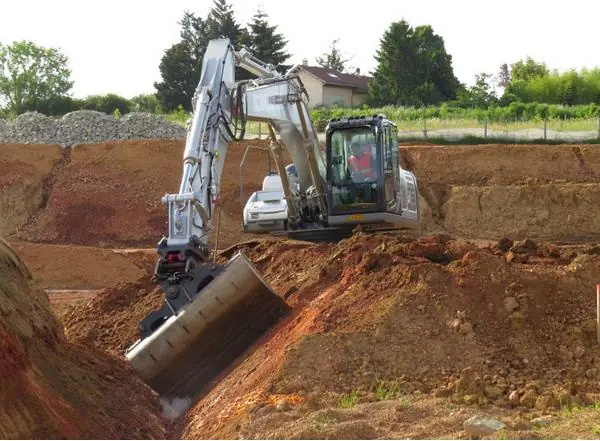 Kobelco SK 210 H LC 10E thumbnail 4