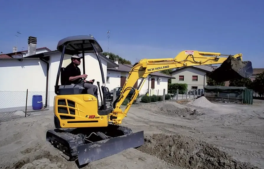 New Holland E18SR