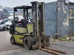 Clark CGP 35