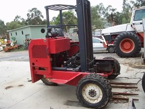 Moffett M 2275