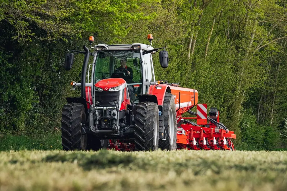 Massey Ferguson MF 6S.155 thumbnail 5