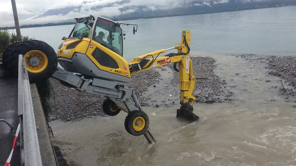 Menzi M325