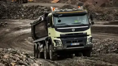 Volvo Trucks FMX11.330 4x4 Rigid thumbnail 2