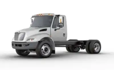 International Durastar 4400 107 SBA Day Cab Cummins B6.7