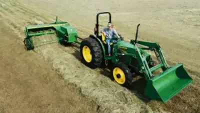 John Deere 338