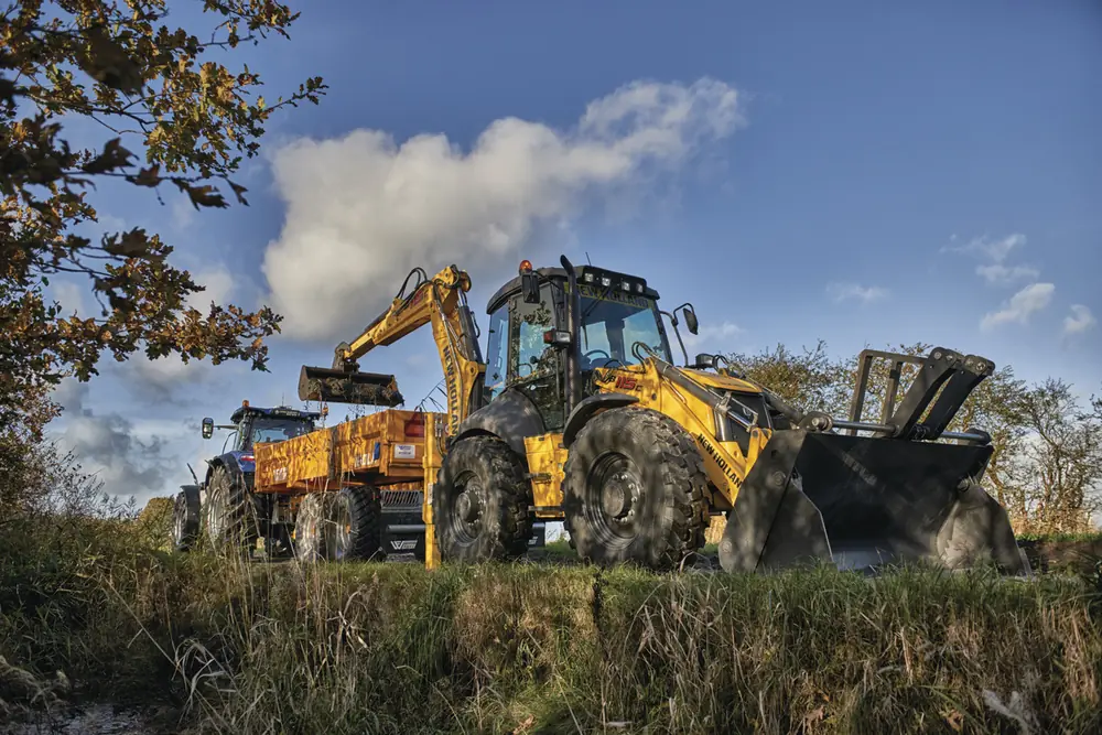 New Holland B115C thumbnail 38