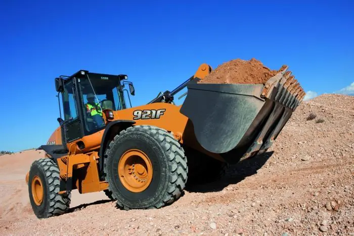 Case 921 F XR thumbnail 3