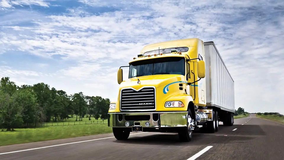 Mack PINNACLE CA68 Conventional CXU603 MP7 6x4 thumbnail 9