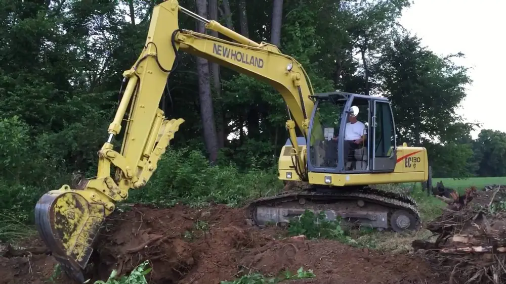 New Holland EC130