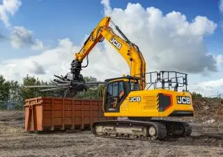 JCB 220X