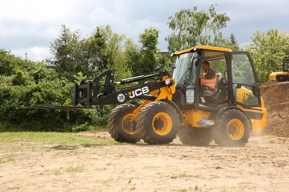 JCB 409 thumbnail 2
