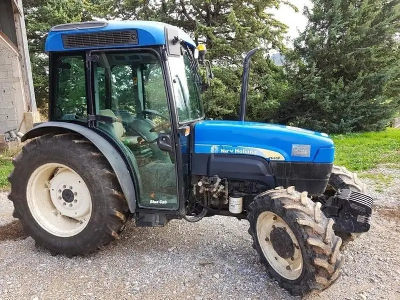 New Holland TN 85 SA (701)
