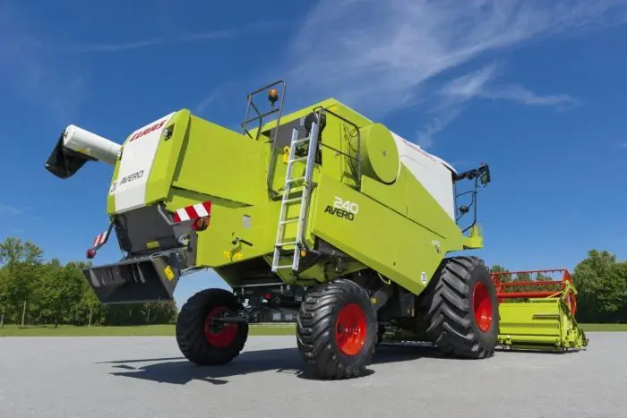 Claas Avero 240 thumbnail 2