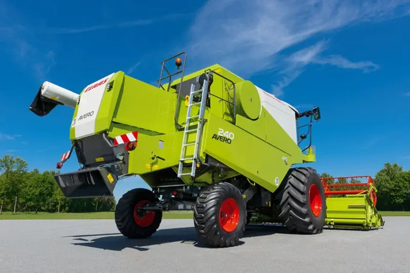 Claas Avero 240 thumbnail 3