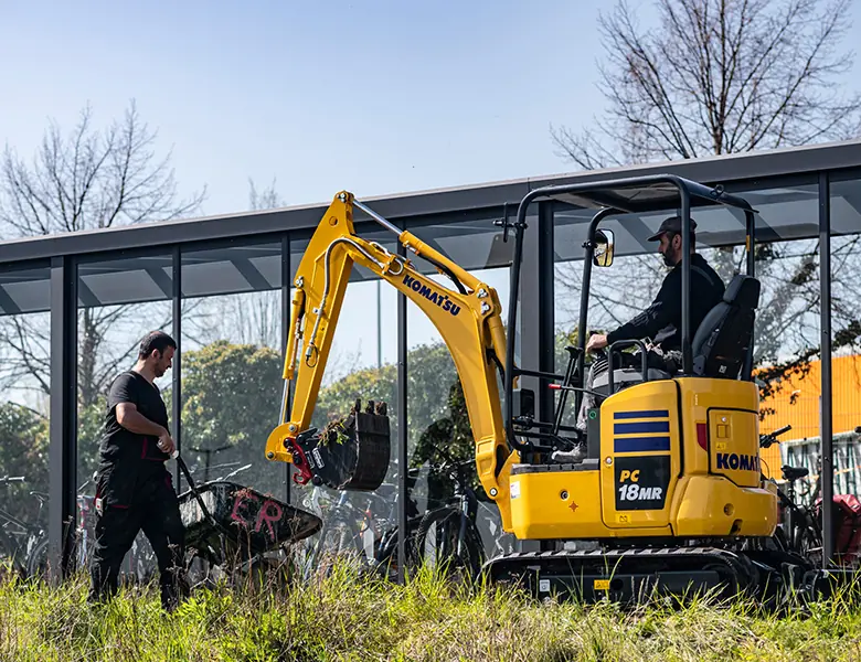 Komatsu PC18MR-5 thumbnail 3