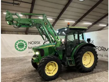John Deere 5820