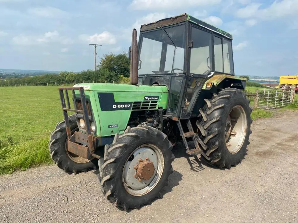 DEUTZ-FAHR D 6807