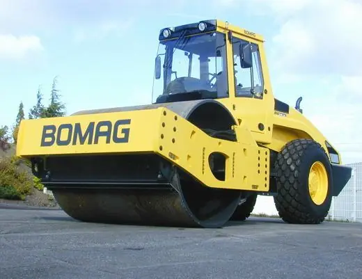 Bomag BW 216 D-4i