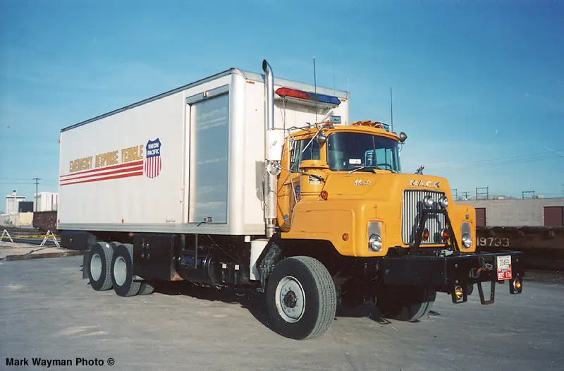 Mack DMM-6006S CA491 END 673 E 6x4 thumbnail 3