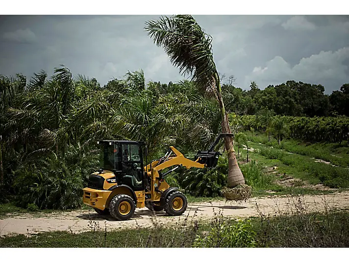 Caterpillar 903D thumbnail 8
