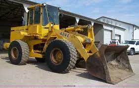 John Deere Construction 624 E