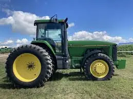 John Deere 8100