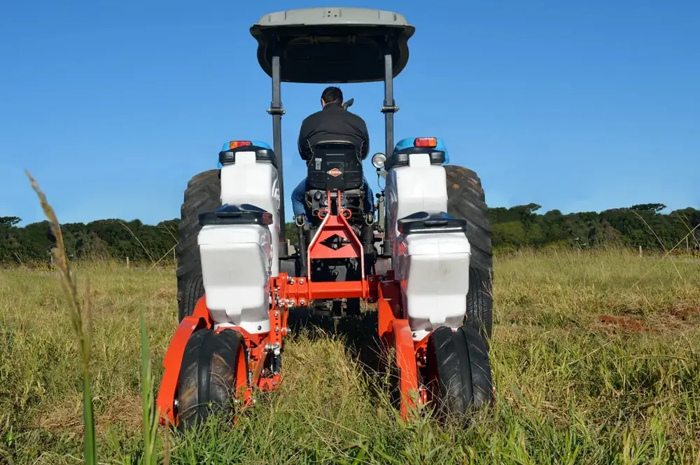 Kuhn PLM 2000