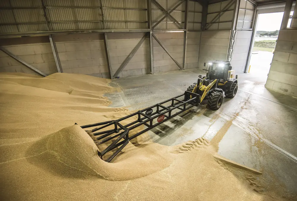 New Holland W170D LR thumbnail 24