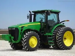 John Deere 8225R