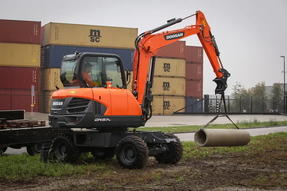 Doosan DX57W thumbnail 2