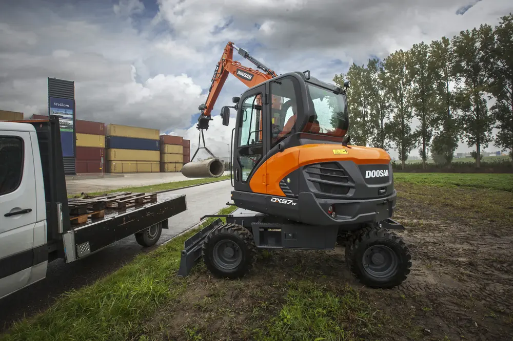 Doosan DX57W thumbnail 3