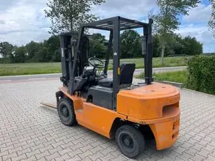 Nissan FJ 01 A 18 U