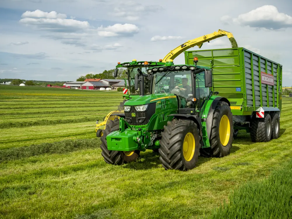 John Deere 6155R thumbnail 2