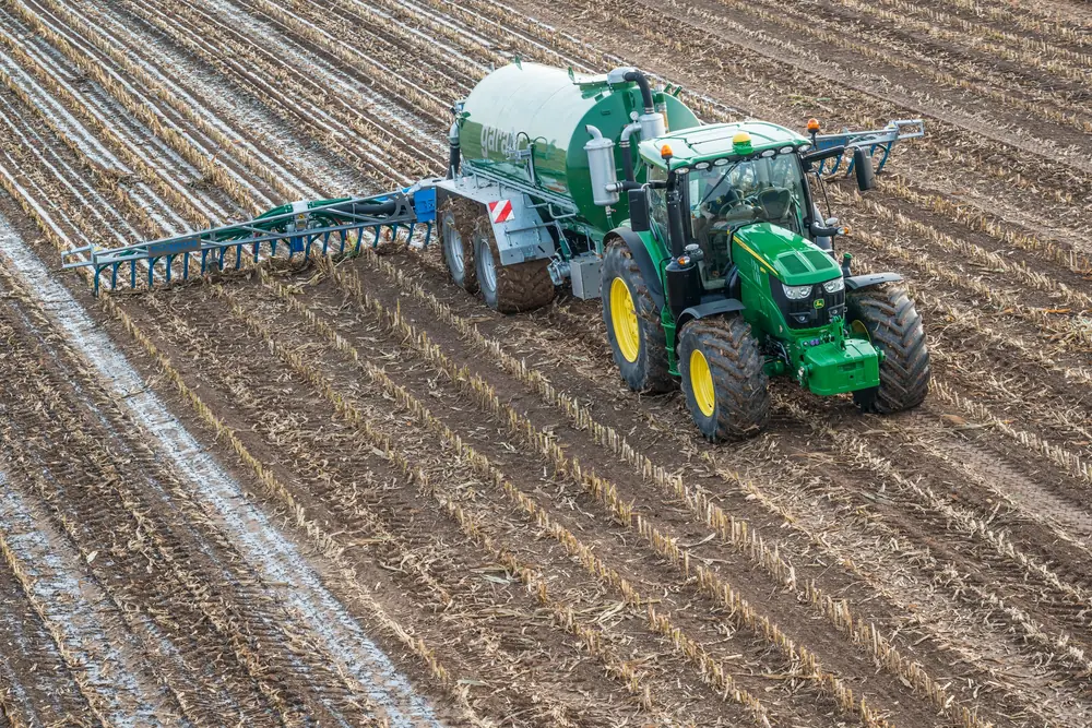 John Deere 6155R thumbnail 3