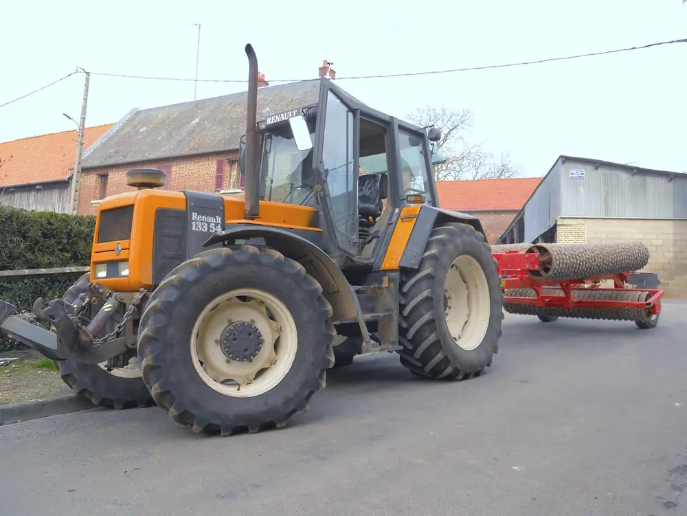 Renault 133-54 Tracfor A