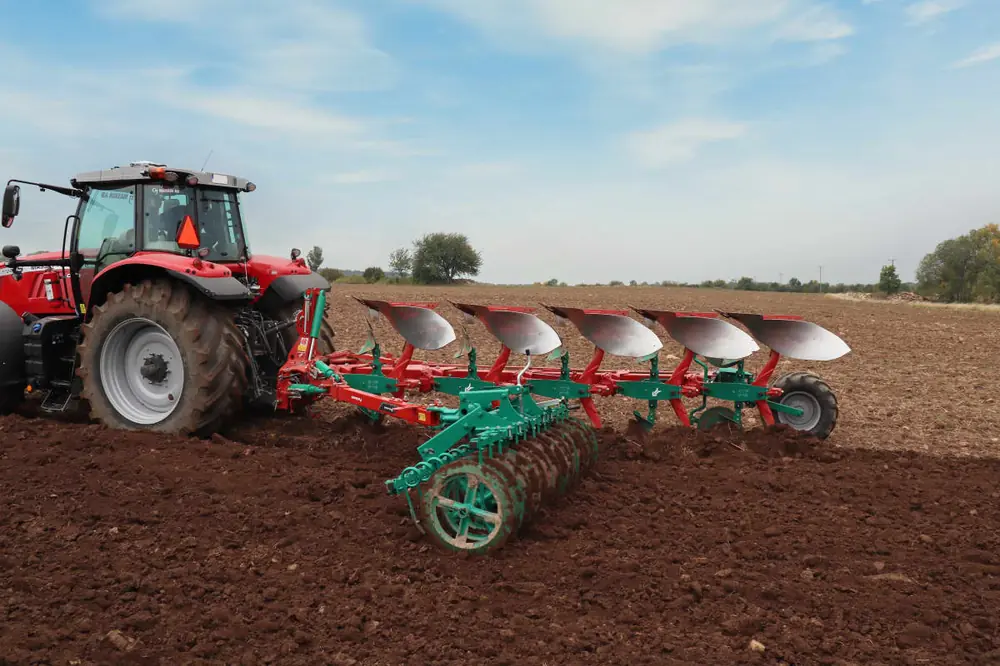 Kverneland 3300 S 85 Vari.