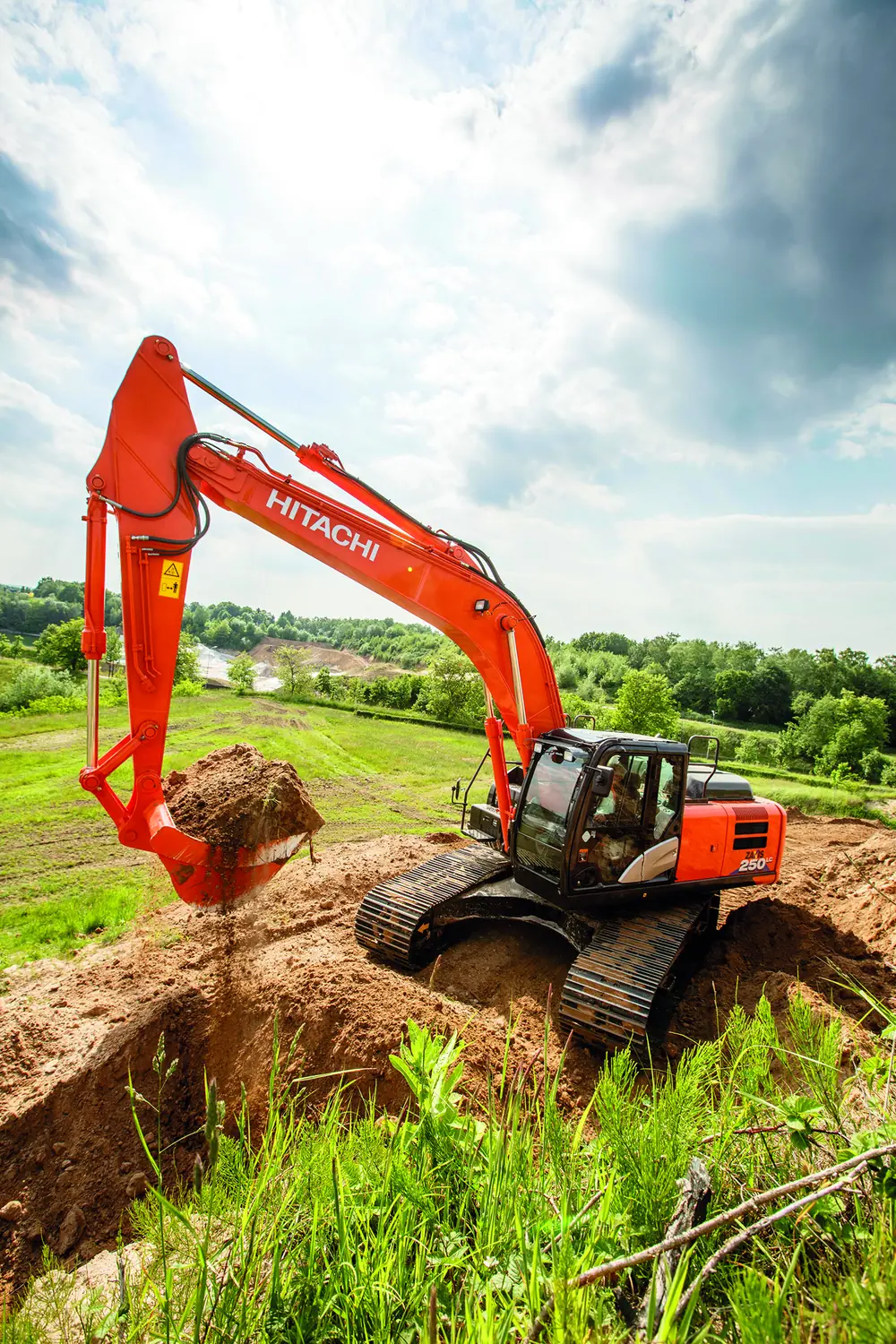 Hitachi ZX250LCN-6 thumbnail 3
