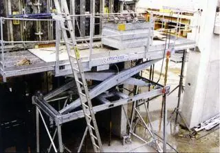 ALTRAD-Baumann Maurermat 2002